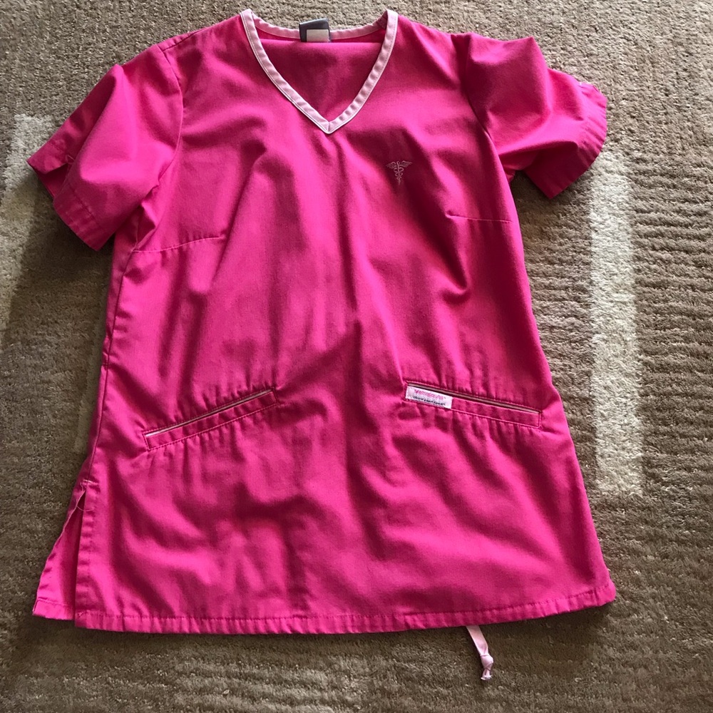 Metro Scrub Top